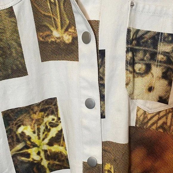 Urban Outfitters Cream Twill Shirt with Brushed Logo Tag - Picture 9 of 12